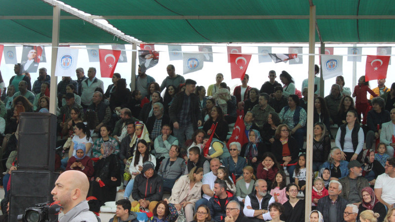 Selçuk'ta 23 Nisan Kutlamaları / Atatürk İ.O. / Zeybek